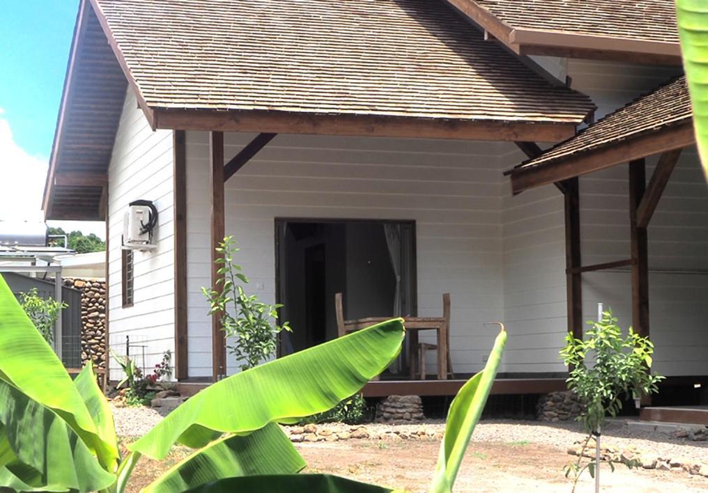 Fare Noanoa Paea Exterior foto