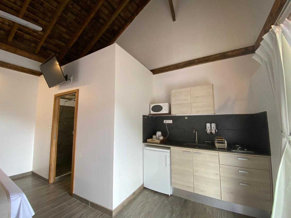 Fare Noanoa Paea Exterior foto